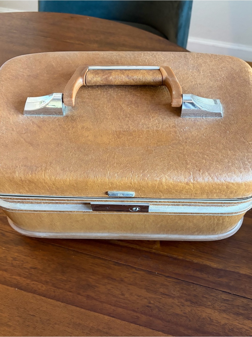 Vintage Airway Carry-On Luggage Brown Makeup Train Case Travel - Picture 2 of 12